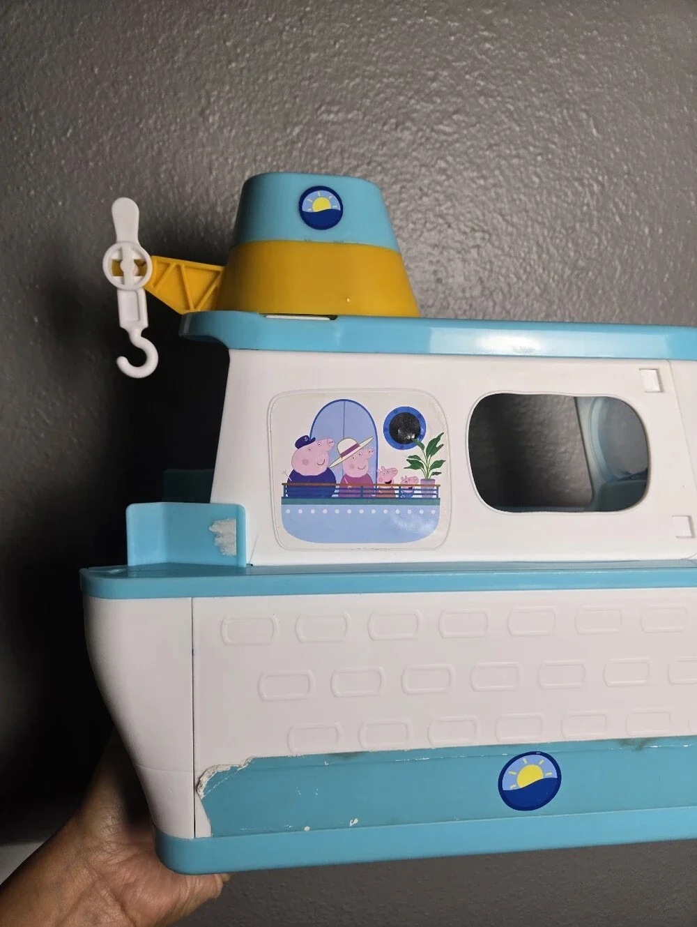 Peppa Pig Cruise Ship & Figurines